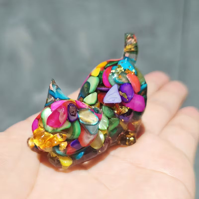 Chat Enjoué en Résine & Arc-en-ciel