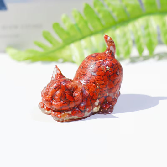 Chat Couché en Résine & Jaspe Rouge