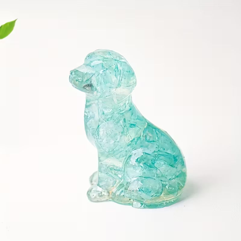 Chien Assis en Résine & Aquamarine
