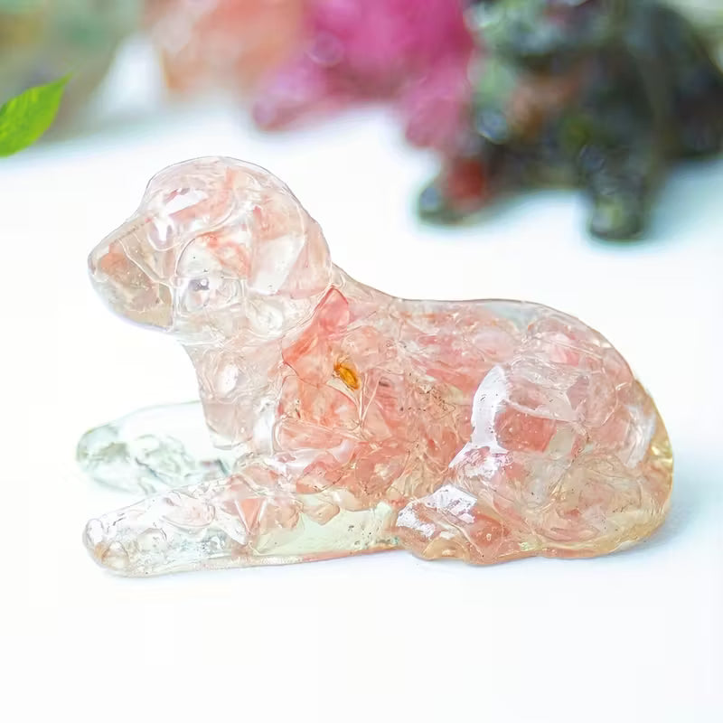 Chien Couché en Résine & Quartz Rose
