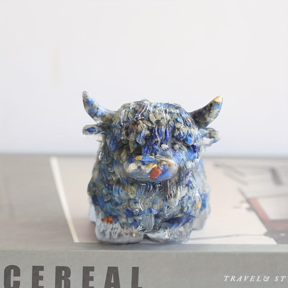 Vache Écossaise en Résine & Lapis Lazuli